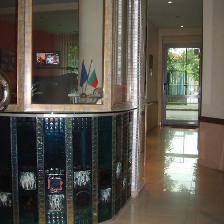 Hotel Trakart Residence Plovdiv Exteriör bild